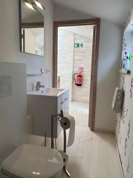Little Roua Ardenne Cottage 4 Pers Stoumont Buitenkant foto